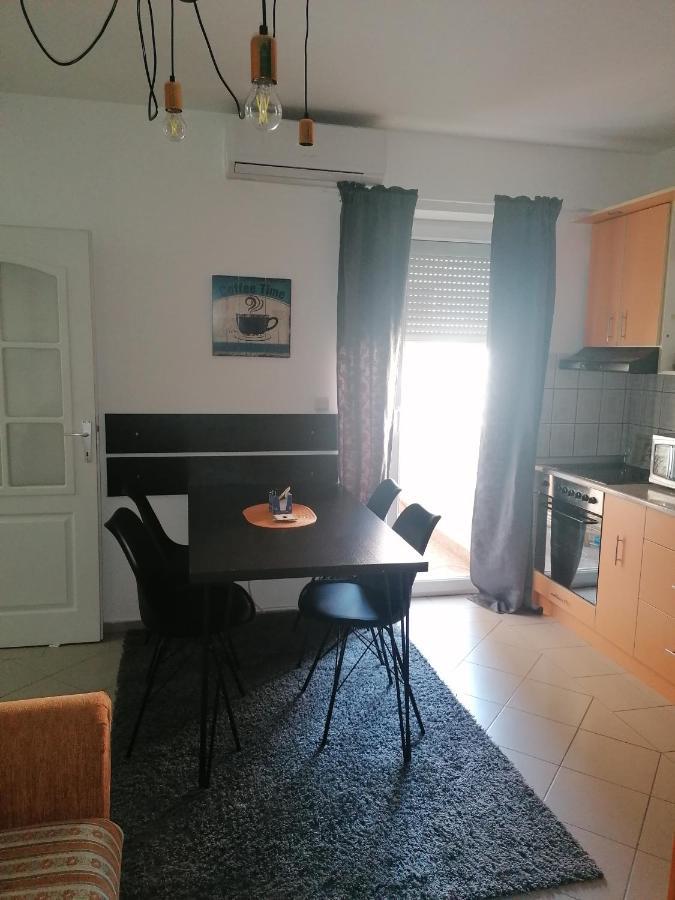 Fast Sleep & Go 2 Apartment Paraćin Exterior foto