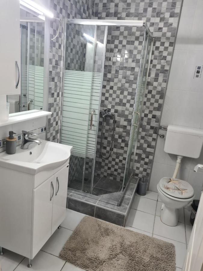 Fast Sleep & Go 2 Apartment Paraćin Exterior foto
