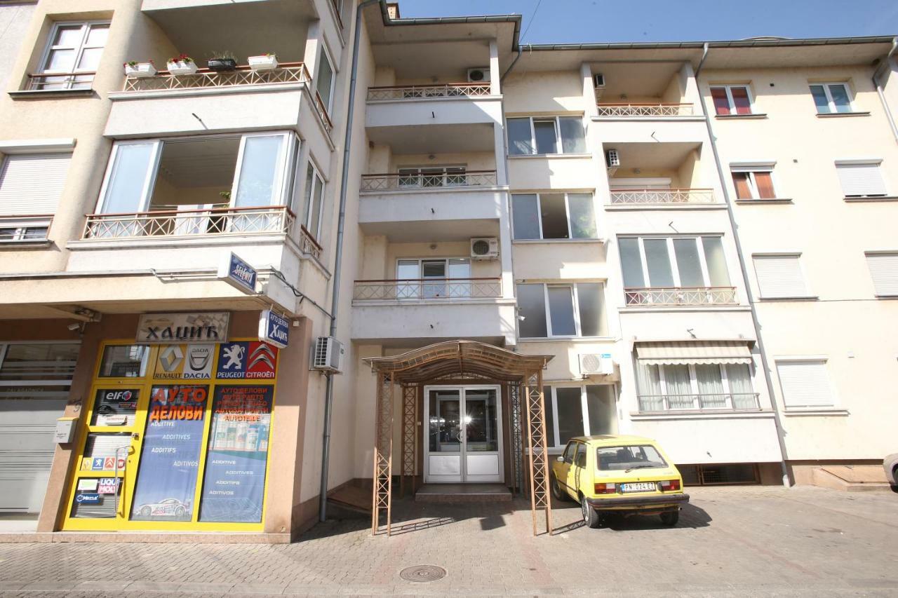 Fast Sleep & Go 2 Apartment Paraćin Exterior foto
