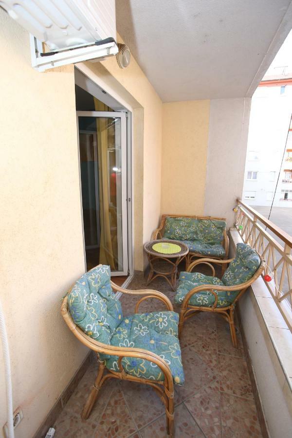 Fast Sleep & Go 2 Apartment Paraćin Exterior foto